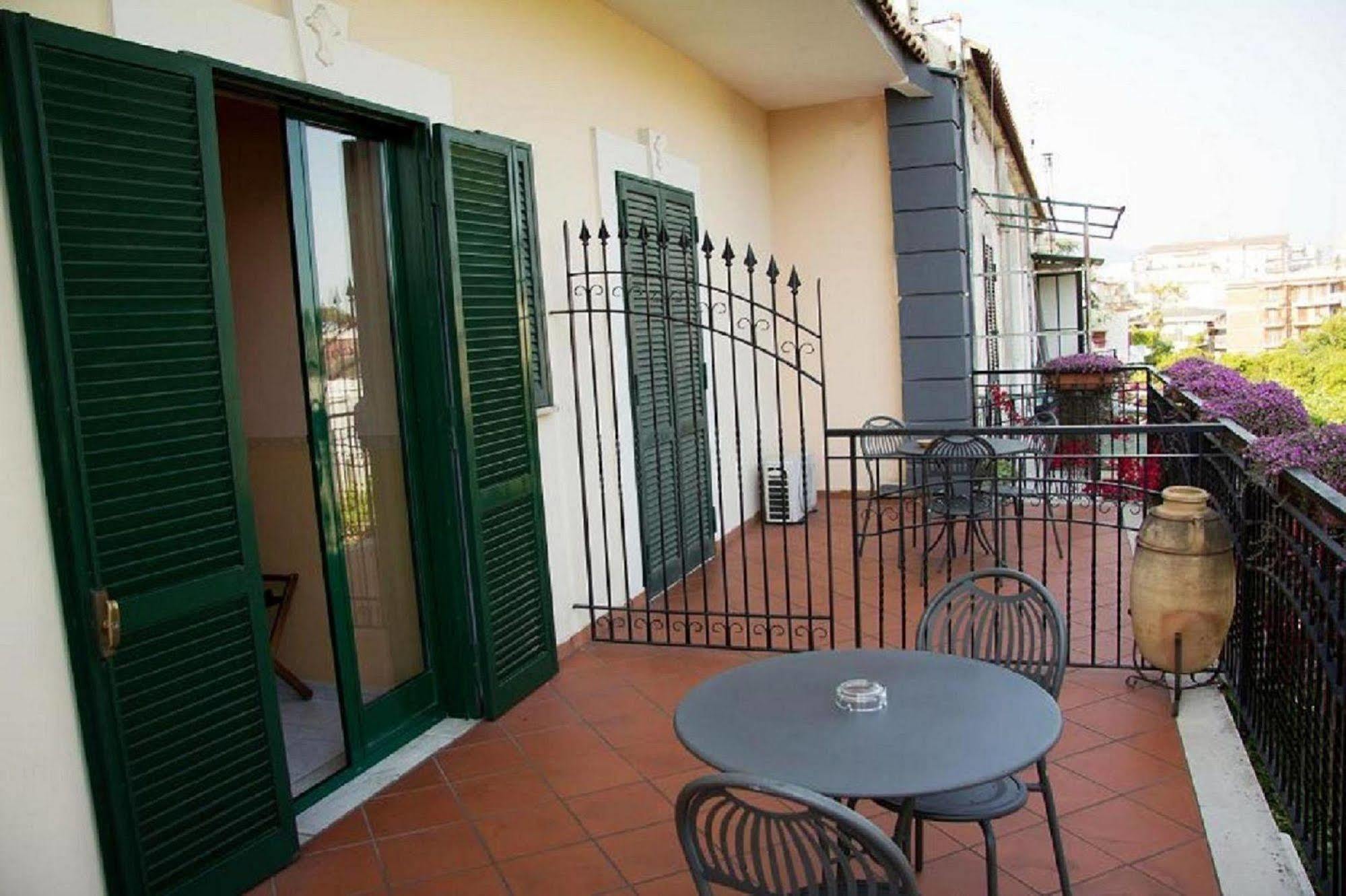Hotel Degli Amici Pompeji Exteriör bild